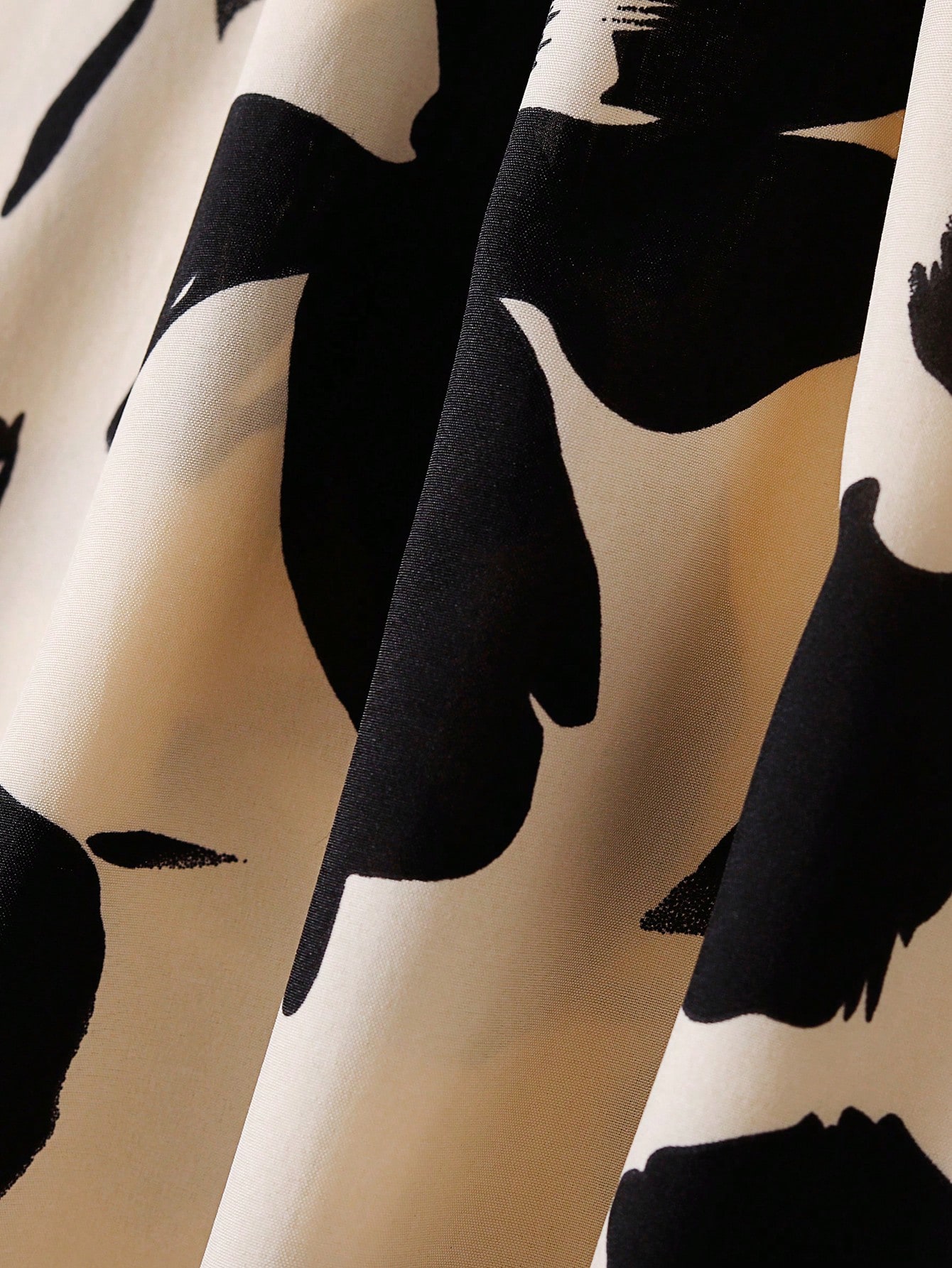 تنورة كاجوال طويلة متوسطة الطول ذات خصر مطاطي، بطب...