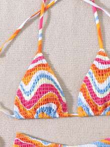 SHEIN Swim Conjunto de bikini simple para mujer con tirantes cruzados en el cuello, estampado al azar para playa de verano