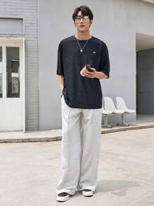 Claim Dot Men Summer Washed Casual Loose T-Shirt With Pattern Detailing