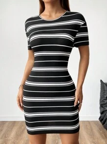 SHEIN EZwear Vestido de punto negro y blanco con ajuste al cuerpo para mujer - Blanco y Negro - Ver 3