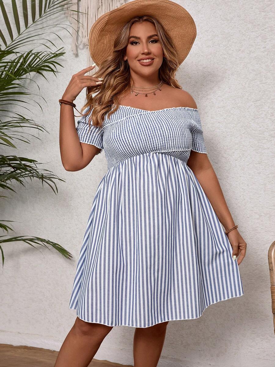 SHEIN VCAY 大尺碼度假款藍白條紋交叉包裹露肩女裝裙 - 藍白色 - 查看 1