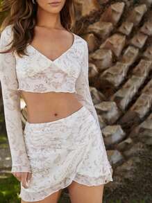 Forever 21 Women Vacation Floral Print V-Neck Long Sleeve Crop Top And Asymmetrical Hem Pencil Skirt Slim Fit 2 Pieces Set