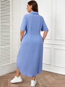 SHEIN LUNE 大碼下擺折疊短袖純色連衣裙，前排鈕扣設計 - 藍色 - 查看 2