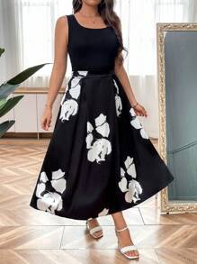 SHEIN Clasi Plus Size Net Knitting + Black & White Two Colors Large Flower Print Skirt Suit With Luster - Black and White - View 3