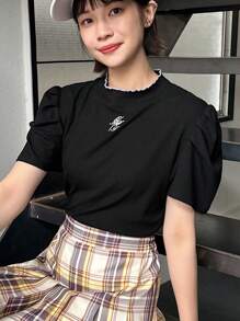 FRIFUL Áo thun nữ tay dài dáng rộng, ngắn, cổ đứng, thêu chữ cái, thiết kế thường ngày mùa hè - màu đen - Xem 1