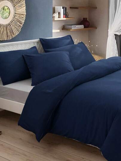 3pcs Dark Blue And Navy Blue Color Men's Four Seasons Solid Color Brushed Bedding Set With Pillowcases