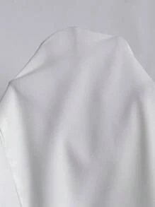 SHEIN Privé 大尺碼春夏假期時尚休閒多層褶皺V領無袖寬鬆襯衫 - 白色 - 查看 8