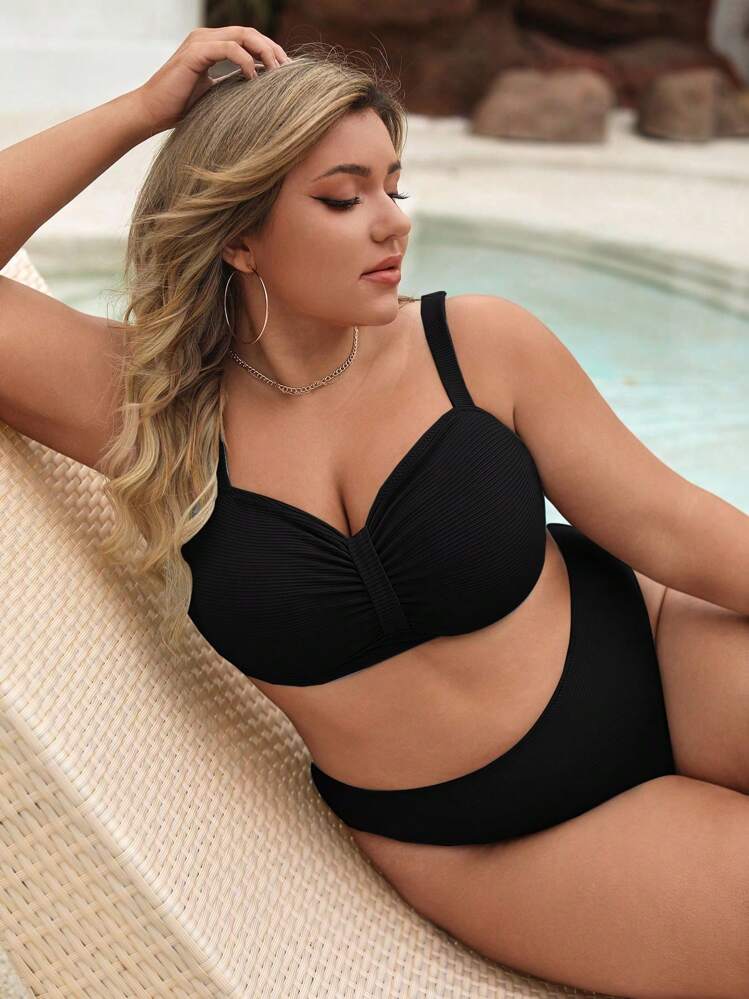 Swim Chiccia Plus Size Women Summer Beach Solid Color Simple Daily Bikini Top - Black - View 1