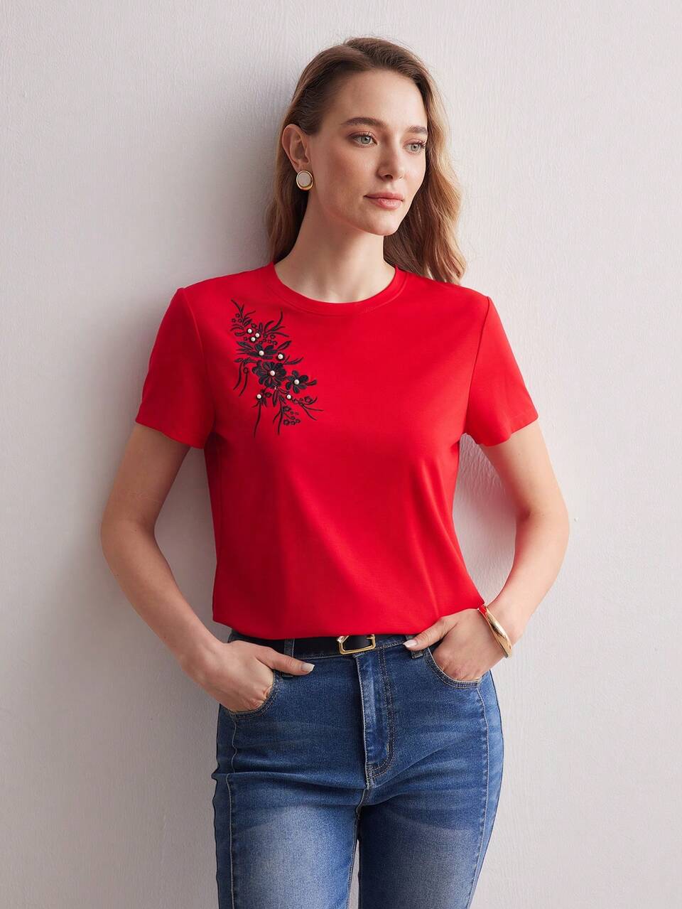 MOTF FAUX PEARL EMBROIDERY FLORAL PATTERN TEE
