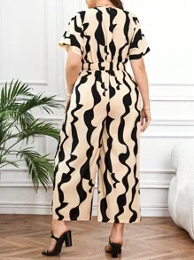 Celure Plus Size Women Asymmetrical Wavy Pattern Jumpsuit - Multicolor - View 2