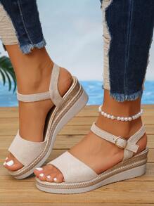 Nuevas sandalias de plataforma con cuñas cómodas y antideslizantes para mamá, beige con hebilla y tira trasera, para señoras mayores - Beis - Ver 4