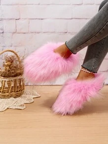 Pantuflas esponjosas para mujer, forradas térmicamente para primavera 2025, zapatillas de estar por casa antideslizantes y cálidas, sandalias de moda de piel sintética de talla grande para uso en exteriores