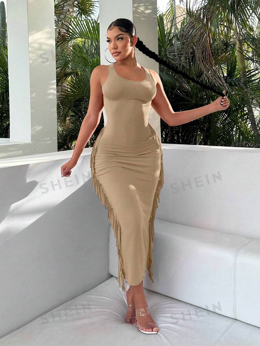 SHEIN SXY バケーションスタイル サイドタッセル付き 高ストレッチニット マキシドレス"}, {"original_sentence