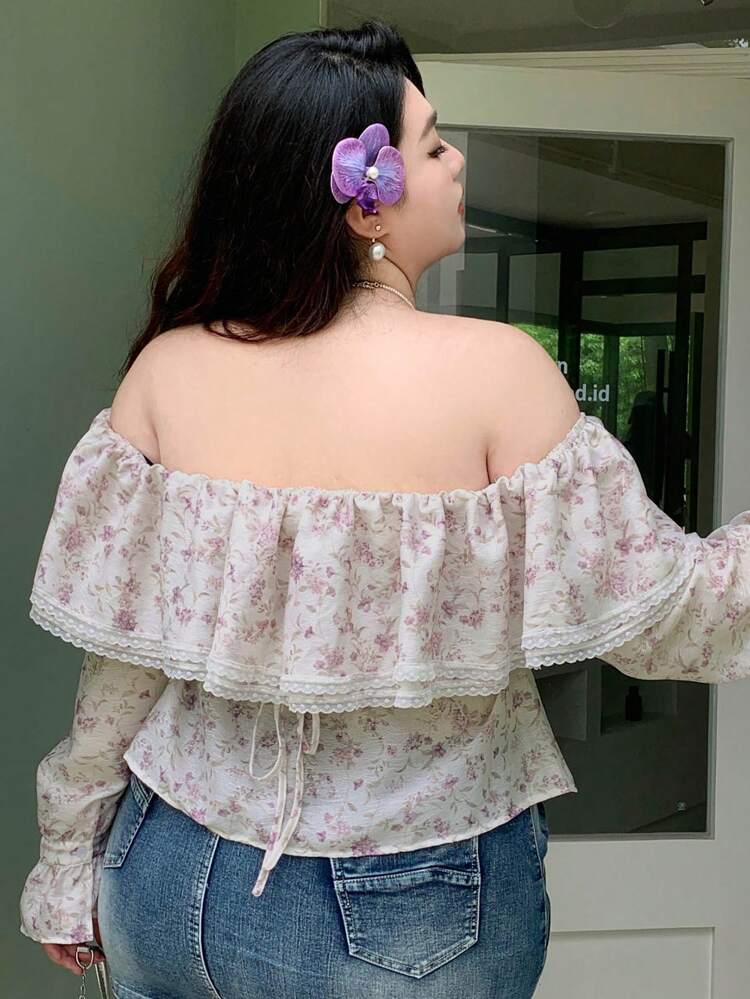 Dazy Plus Top Casual Plus Size com Remendos, Pequenas Flores, Renda, Babado na Barra, Ombros de Fora para Primavera/Verão, Outono, Roupas Femininas, Manga Longa, Floral Boho