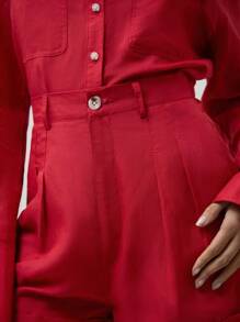 COSMINA Ladies' Solid Color Pleated Loose Casual Shorts - Red - View 4