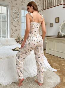 CottageSlumber Bộ đồ ngủ/Pjama in họa tiết hoa, áo và quần nhún bèo, chi tiết ấm áp và thanh lịch cho mùa lễ hội - Màu be - Xem 2