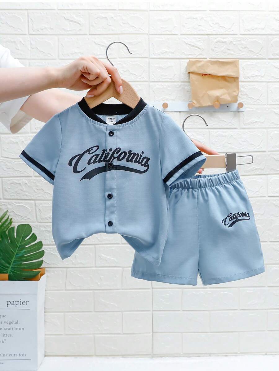 SHEIN 嬰兒男童字母印花棒球領針織毛衣和休閒短褲套裝 - 霧霾藍 - 查看 1