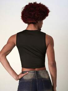 FeverCity Men Simple Printed Sleeveless Crop Tank Top - Black - View 2