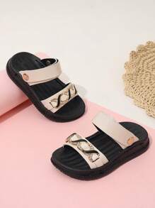 Kid Crossed Chain Strap Flat Comfortable Summer Sandals, Suitable For Casual And Daily Wear During Vacation
