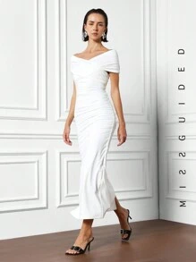 MISSGUIDED Vestido midi con hombros descubiertos fruncidos, abertura lateral - Blanco - Ver 4