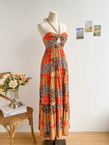 Soleia Vestido de vacaciones para mujer de estilo bohemio en color marrón con estampado de cachemira y volantes en la cintura, con escote frontal y en el medio calado, dobladillo dividido en múltiples capas y correa de collar