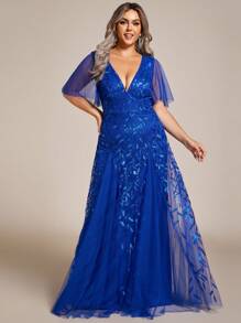 EVERPRETTY Plus Size Sequin Embroidered Deep V-Neck Mesh Wedding Dress - Royal Blue - View 1