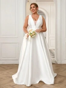 SHEIN Belle Plus Size Simple & Elegant Lace Patchwork Satin Deep V-Neck A-Line Wedding Dress ,White Bridal Dress, Bride - White - View 4
