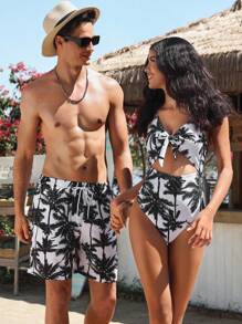 Manfinity VDAYZ 1 pièce Short de plage à cordon de serrage avec graphique pour hommes (imprimé coupe aléatoire). Short de piscine pour la plage, les vacances, les maillots de bain assortis pour couples, Hawaïen