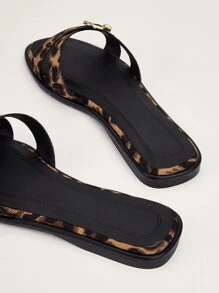 Sandales plates à enfiler avec bride croisée et bout carré, pour grandes tailles, marron, tenues décontractées et quotidiennes