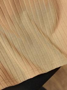 SHEIN Young Boy Simple Leisure Loose Knit Ribbed T-Shirt Shorts Home Wear Set - Khaki - View 4