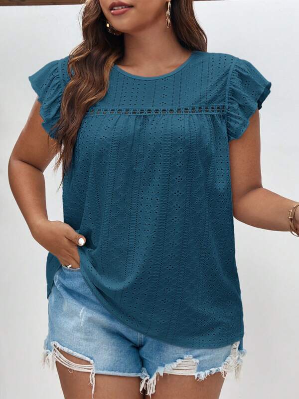 SHEIN Frenchy Camiseta Plus Size de Manga Curta com Gola Redonda, Bordado Oco, Pregas e Renda para o Verão