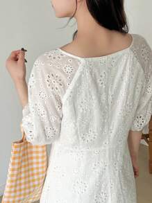 FRIFUL 女士 V 领镂空刺绣纯色宽松连衣裙太阳裙