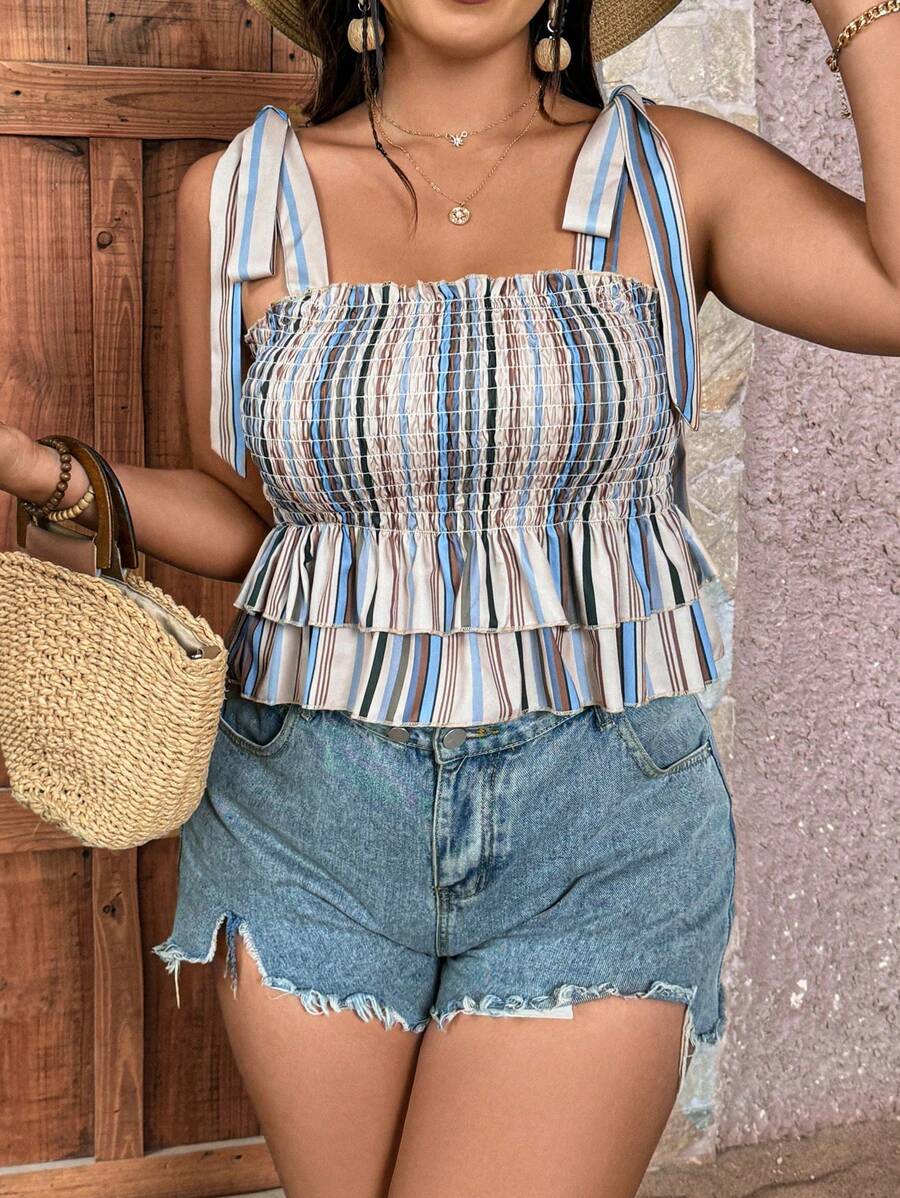 SHEIN Clasi Top Halter de talla grande para vacaciones informales con rayas y bloques de color y dobladillo con volantes - Multicolor - Ver 1