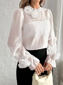 SHEIN Privé Damen romantisches halb-transparentes Chiffonhemd mit 3D-Blumenvolant-Saum und Laternenärmeln, elegant für Urlaub oder Hochzeit