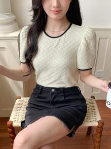 DAZY Women Colorblocked Round Neck Elegant Short Sleeve Basic T-Shirt For Daily Wear Summer Cute Tops