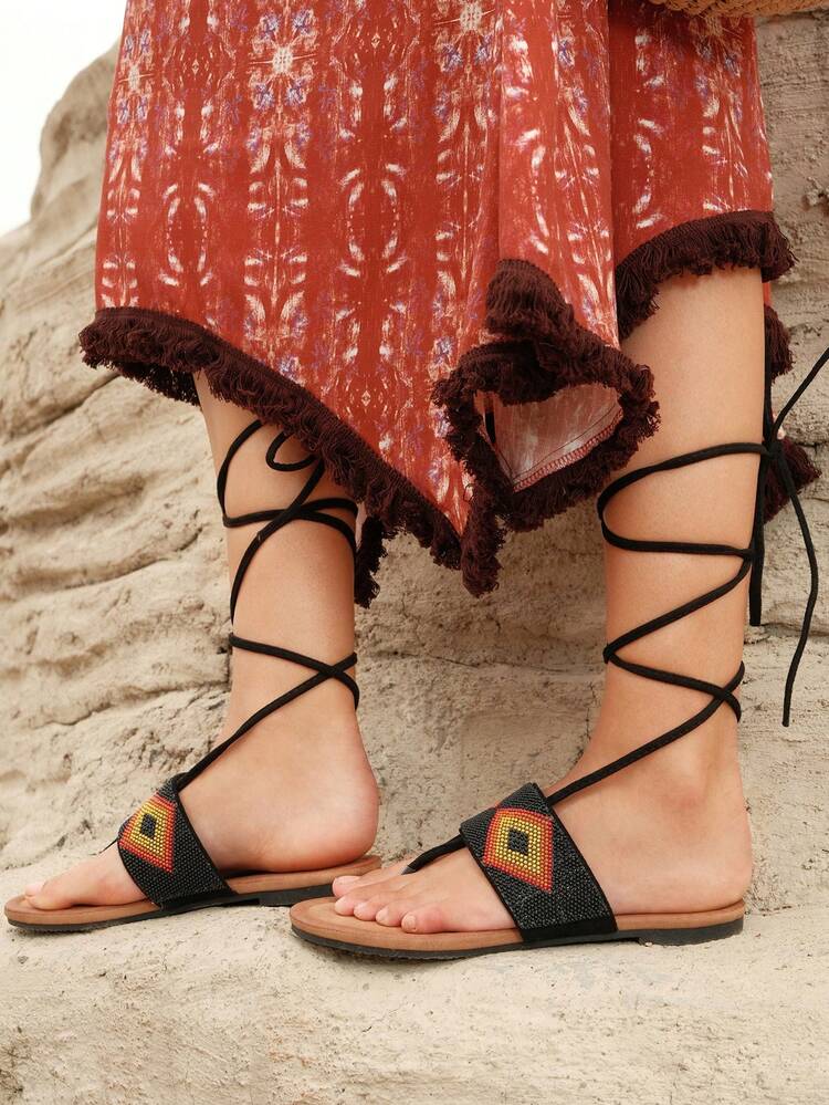 Ladies Fashionable New Style Rhinestone Thong Lace-Up Beach Vacation Flat Sandals For Summer Vacation Shoes Summer
