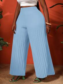 Slaydiva Women Plus Size Pleated Wide Leg Solid Color Daily Wear Trousers