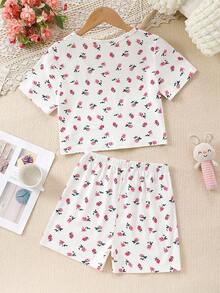 少女休閒花卉印花圓領短袖上衣和寬鬆短褲套裝，適合居家穿著 - 白色 - 查看 2