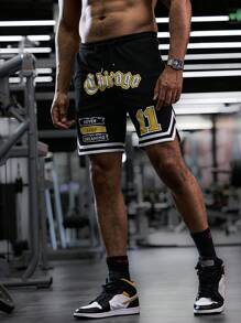 Manfinity Sport Corelite Boyfriend Style Men Fashionable Sporty Printed Loose Fit Athletic Shorts Jogger Shorts