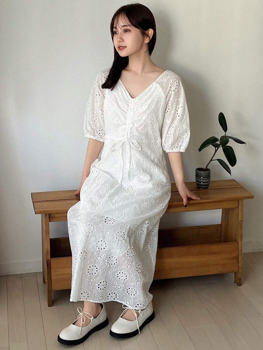 FRIFUL 女士 V 领镂空刺绣纯色宽松连衣裙太阳裙