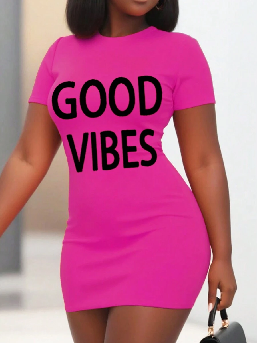 SHEIN LUNE 大尺碼緊身短袖Bodycon運動連衣裙，印有標語，適合夏季 - 玫紅色 - 查看 1