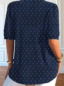 大码瑞士圆点纽扣细节翻领衬衫，适合度假和夏季穿着 - 藏蓝色 - 查看 2