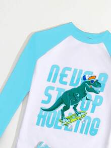 青少年男孩口號卡通恐龍印花落肩袖上衣和短褲休閒泳裝套裝 - 藍色 - 查看 4