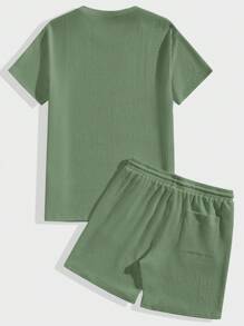 Manfinity Homme Conjunto Casual Masculino de Verão com Camiseta de Manga Curta e Shorts de Cor Sólida - Verde - Visão 2