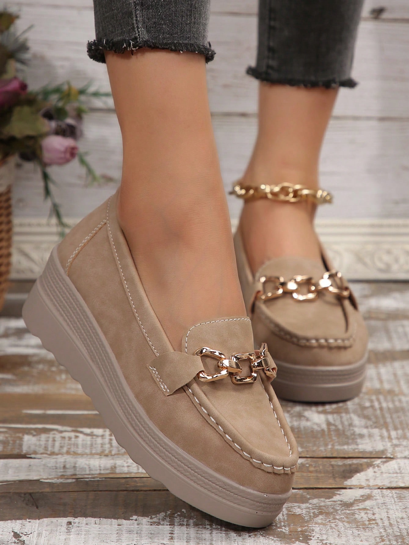 أحذية نسائية مريحة بنعل منصة وسهلة الارتداء مع نعل...