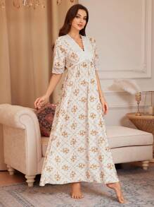 PalaceNights Nachtjurk met V-hals en bloemenprint van kant en patchwork voor dames