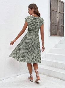 SHEIN Clasi 全幅印花圓領短袖裙，夏日腰帶設計 - 軍綠色 - 查看 2