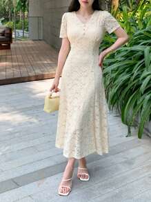 DAZY 蕾丝边 V 领收腰美人鱼下摆短袖女式连衣裙优雅太阳裙，婚礼连衣裙 - 杏色 - 查看 4
