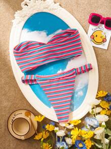 SHEIN Swim Ensemble de bikini bandeau rayé et imprimé avec un design torsadé à l'avant, comprenant le Top et le bas du bikini. Convient pour le port à la plage et au bord de la piscine. Été