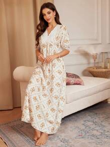 PalaceNights Nachtjurk met V-hals en bloemenprint van kant en patchwork voor dames